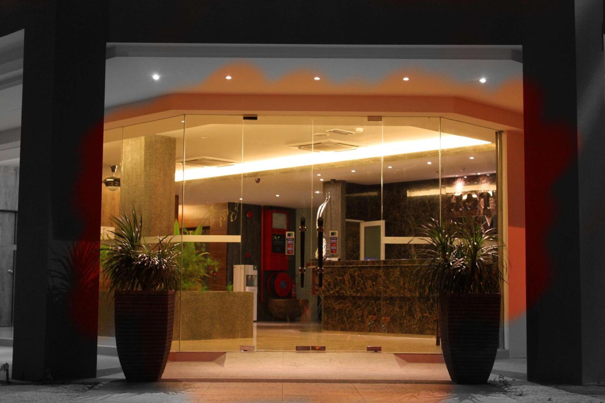 Hotel Time Boutique Nilai Exteriér fotografie